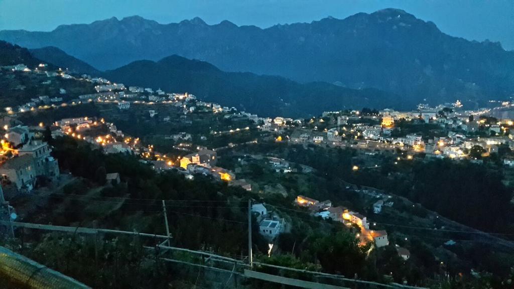 B&B Oliva Scala Luaran gambar