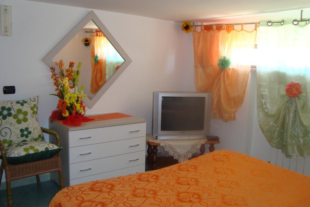 B&B Oliva Scala Luaran gambar