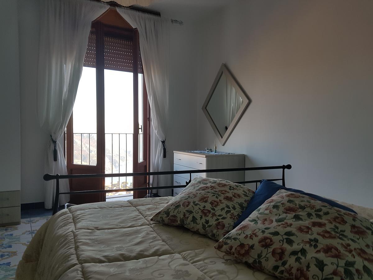 B&B Oliva Scala Luaran gambar