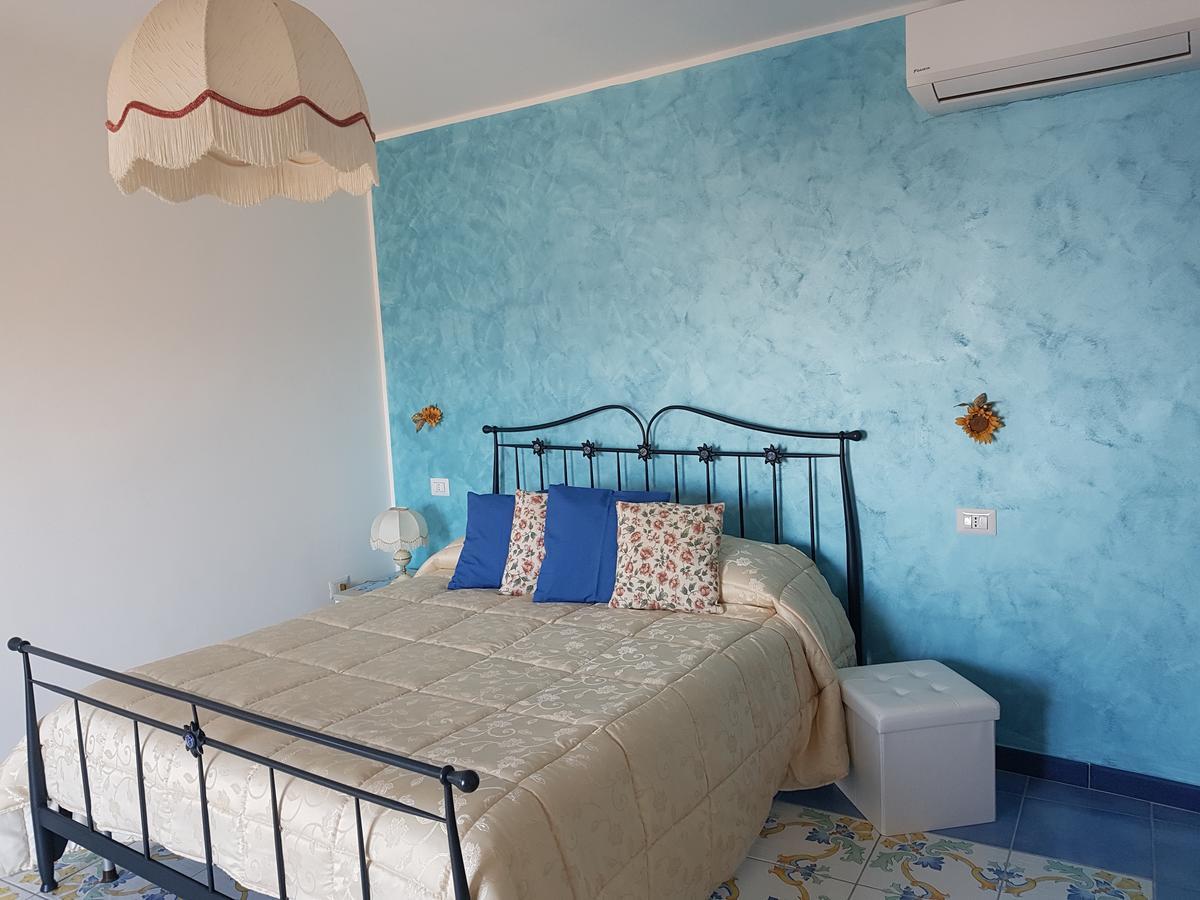 B&B Oliva Scala Luaran gambar