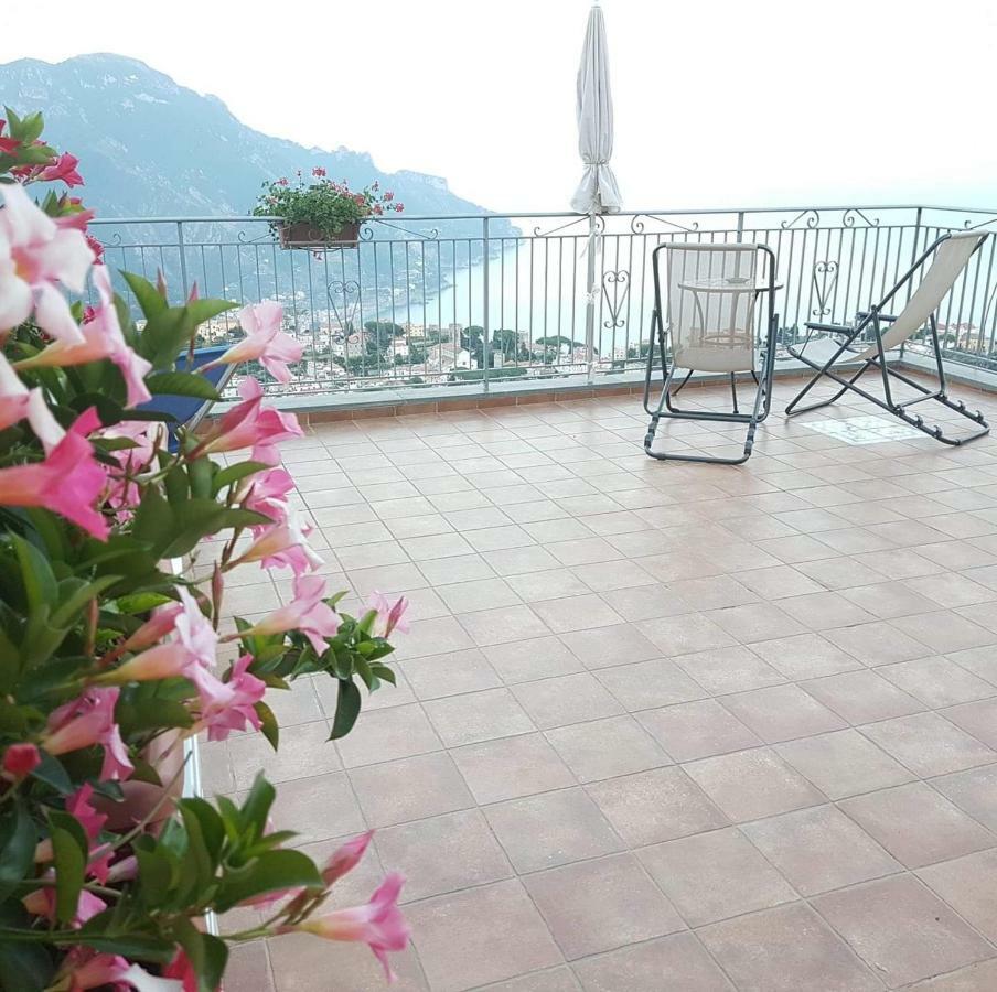 B&B Oliva Scala Luaran gambar